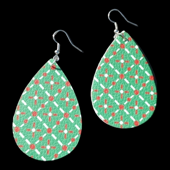5/$25 Christmas Tree Glitter Earrings Faux Leather Plaid Christmas Dangle red - Picture 10 of 12